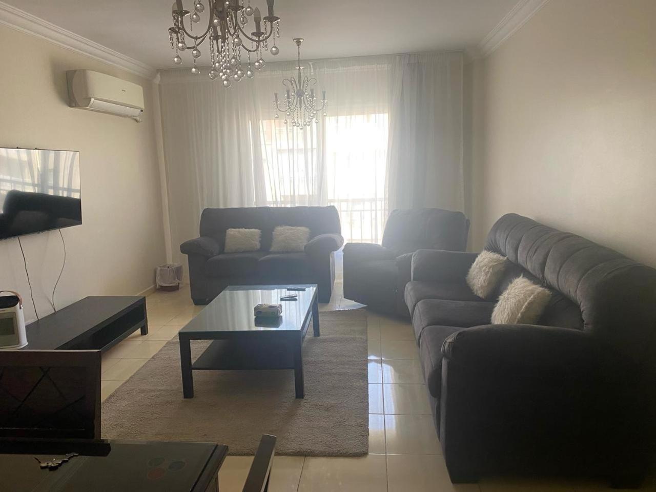 Cozy At Mainaty Apartment